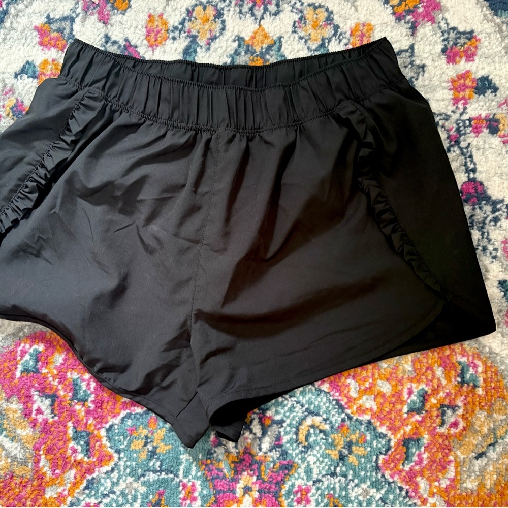Yogalicious Black Athletic Shorts with Elastic Waist and Side Detail